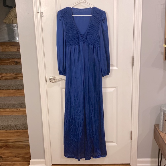 Vintage Kayser Robe & Nightgown Set - Picture 2 of 11